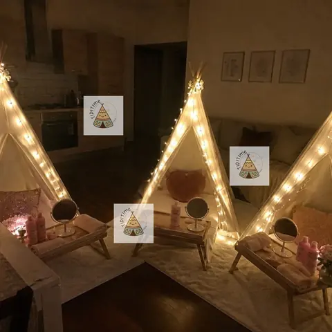 TipiTime teepee party notturno Roma - luci dorate specchi prodotti beauty vassoio legno